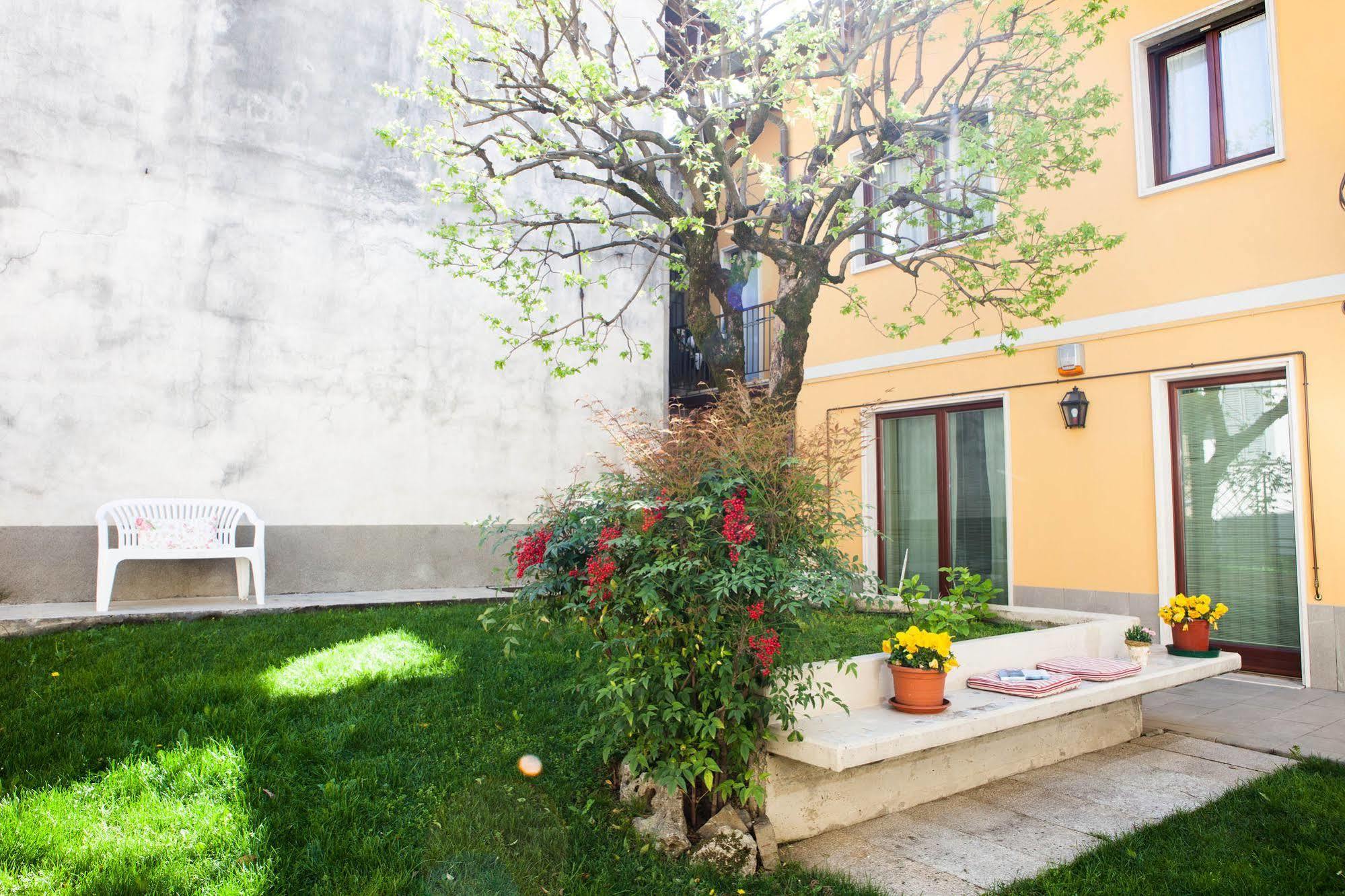 베르가모 Botton D'Oro Pelabrocco B&B 외부 사진